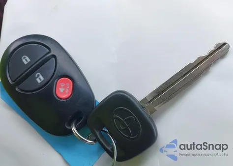 2012 Toyota Highlander Base V6 from USA, damaged, VIN 5TDBK3EH7CS147615